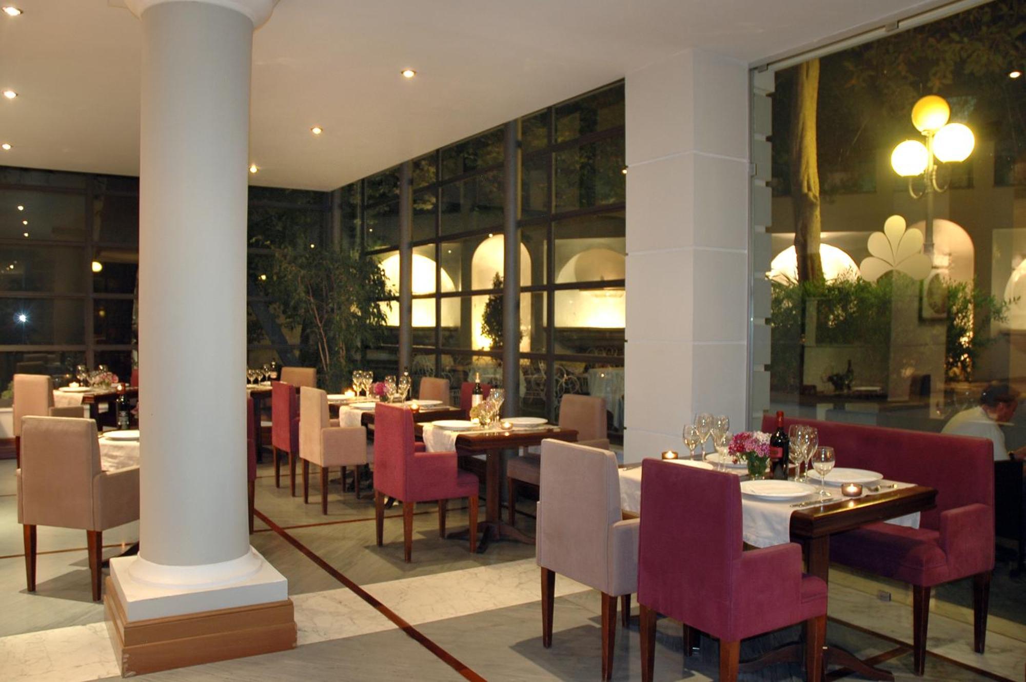 Hotel Flora Фраскати Экстерьер фото